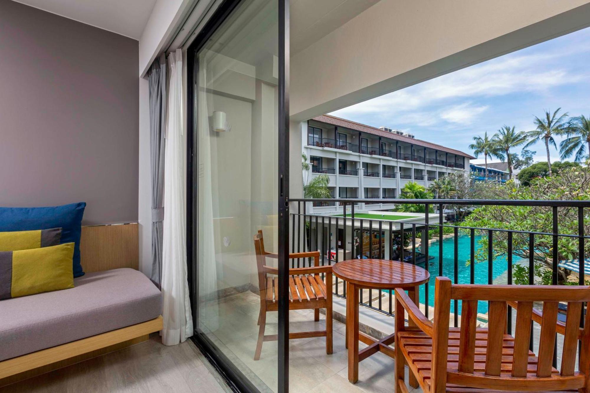 Doubletree By Hilton Phuket Banthai Resort Patong Exterior photo